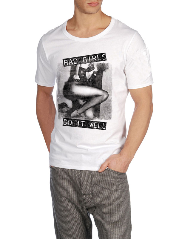 Design de T-shirt par SMPALMERDESIGN pour Arte Mondiale | Design #1607856