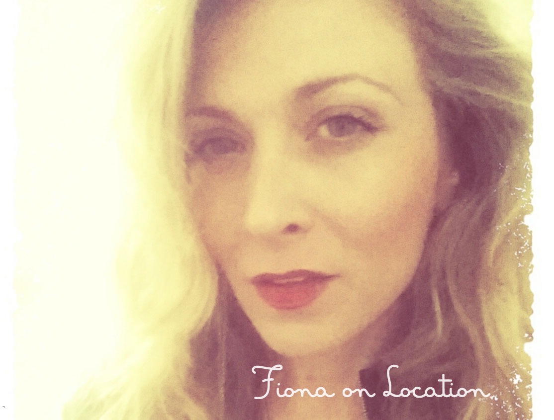 Logo-Design von AMBOGEStudios für Fiona on Location | Design #6045555