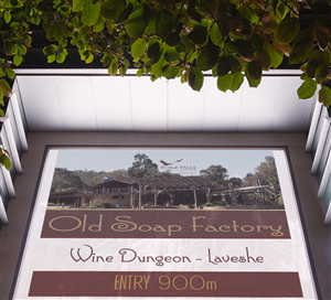 Signage Design by ellyna