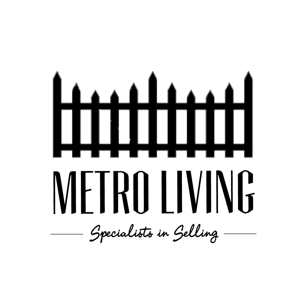 Logo Design by kiwi-carla for METRO LIVING | Design #1343663
