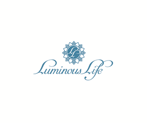 Luminous Life | Diseño de Logo por R M