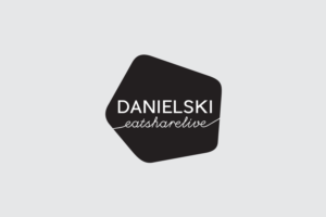 Logo Design by xuxa for Dreamsystem Media GmbH | Design: #7232202