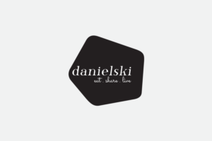 Logo Design by xuxa for Dreamsystem Media GmbH | Design: #7253687