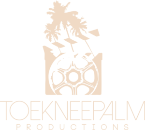 Design de Logo par Lizl@Soapberry pour ToeKneePalm Productions | Design #7005398