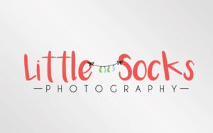 Diseño de Logo por KHDesigns para little socks photography  | Diseño: #7092323
