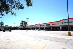 Need to Photoshop pics of a strip mall  | Diseño de Photoshop por MeeRulz