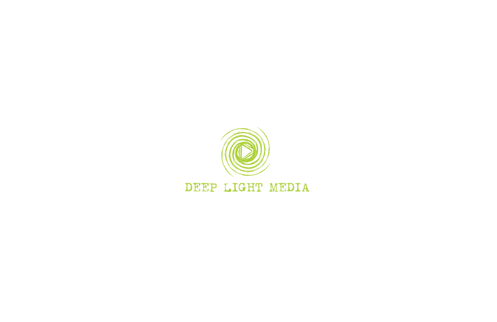 Design de Logo par slaven.kopitovic pour Deep Light Media | Design #7908672