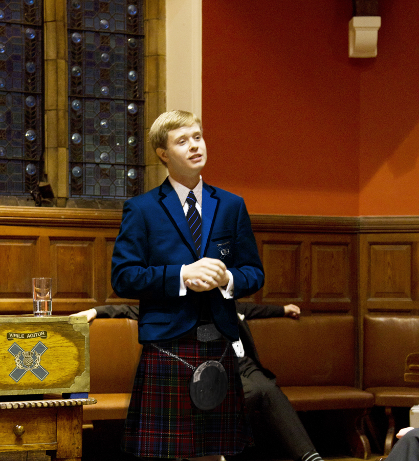 Diseño de Flyer por Blackfire43 para fergusons.biz pty limited | Diseño #1974152