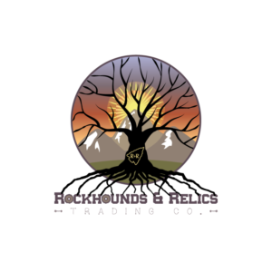 Logo-Design von CaptainZZ für Rockhounds & Relics Trading Co. | Design: #7998881