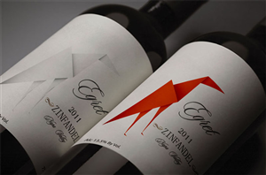 Wine Bottle Label | Graphic Design by Soluciones Creativas