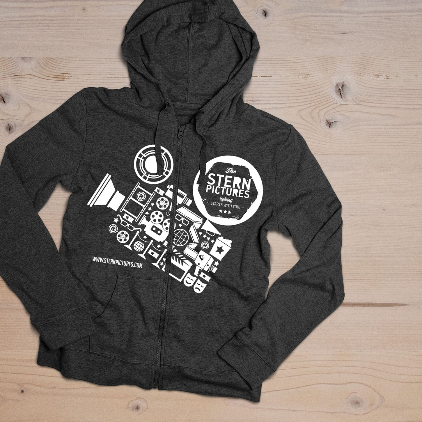 T-Shirt-Design von MaxMi für dieses Projekt | Design #9198825