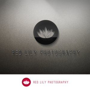 Logo-Design von Skittlebud für Red Lily Photography | Design #9423598