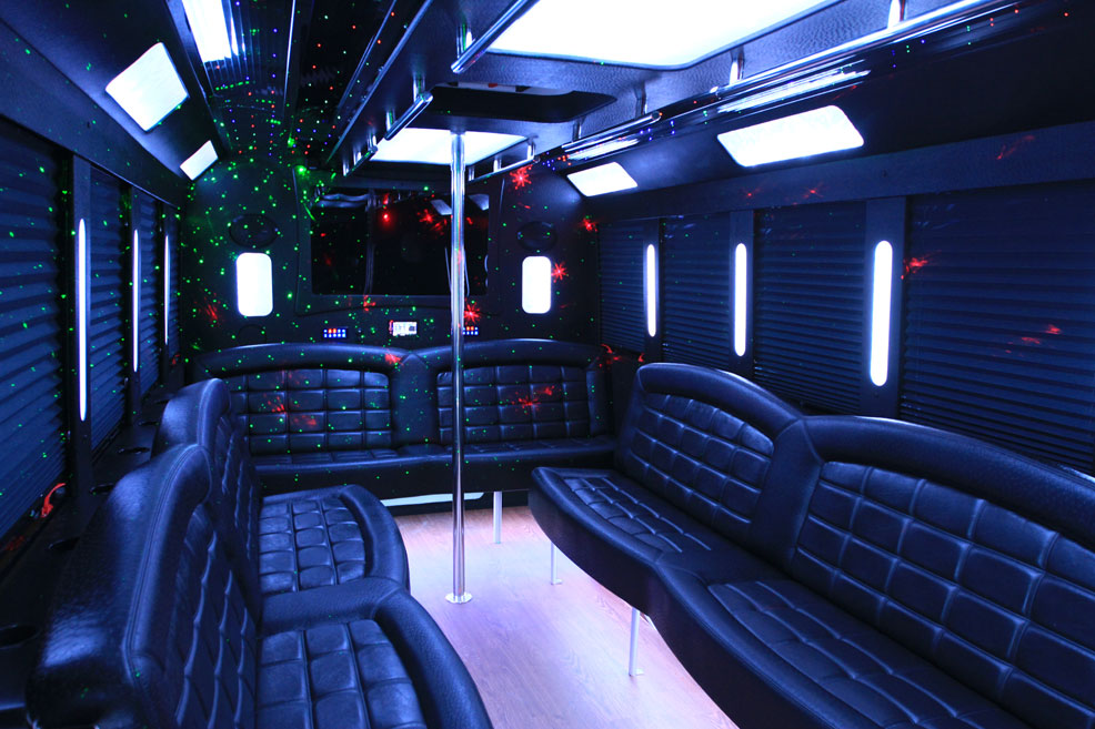 Diseño de Tarjeta de Presentación por INDIAN_Ashok para 5 Diamond Transportation & Limo | Diseño #9455140
