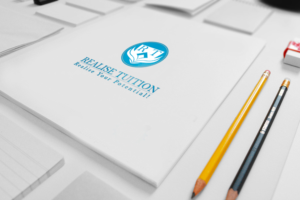Diseño de Flyer por Nightmist para Realise Tuition | Diseño: #9421745