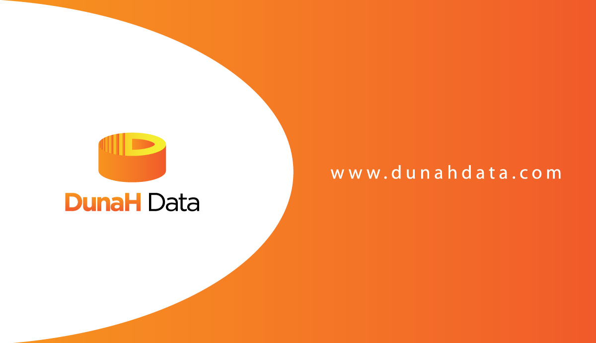 Business Card Design by larismanis for DunaH Data | Design #2203870