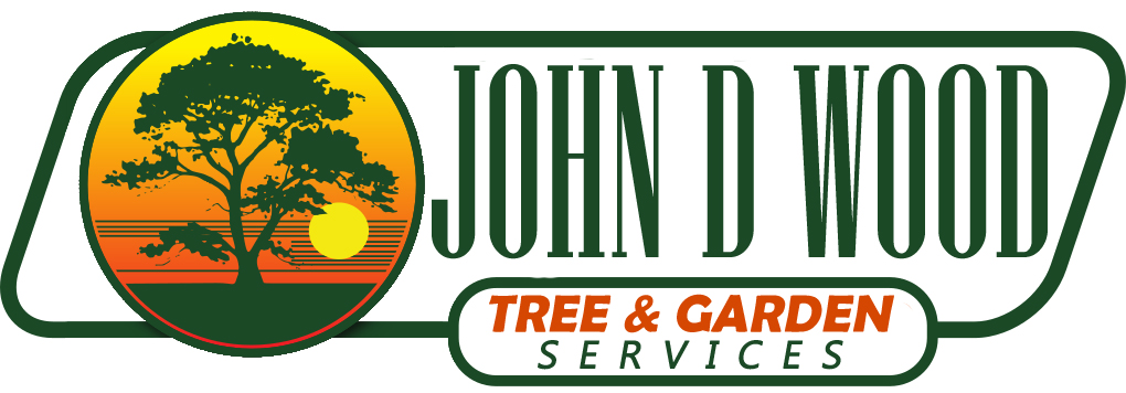 Design de Logo par GetPluggedIn pour John D Wood Tree & Garden Services | Design #9737671