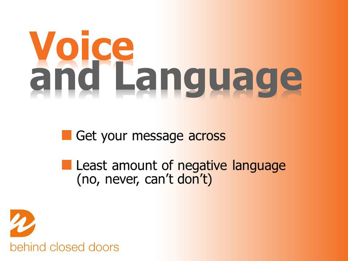 Design de PowerPoint par Mel Benton pour Behind Closed Doors | Design #2181888