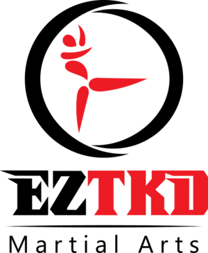 Diseño de Logo por englishjohny89 para EZTKD Martial Arts | Diseño: #10111029