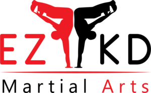 Diseño de Logo por englishjohny89 para EZTKD Martial Arts | Diseño: #10111030