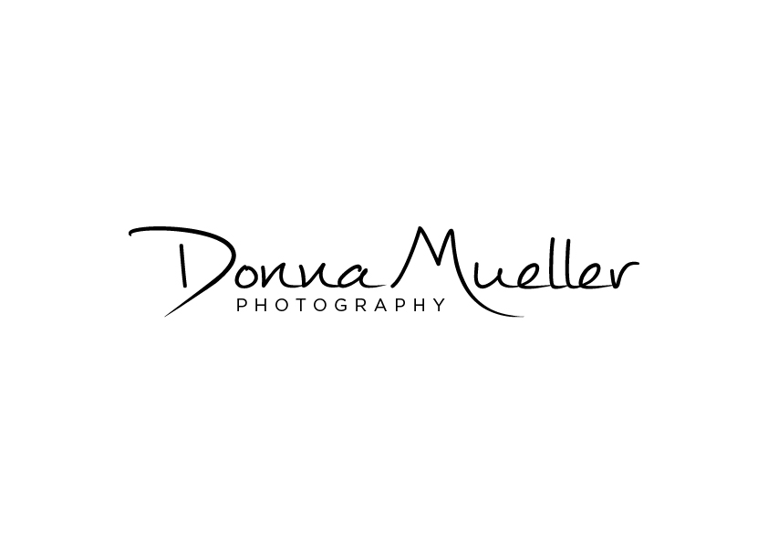 Diseño de Logo por sikamcoy222 para Cupcakes & Rocks Clothing | Diseño #10390180