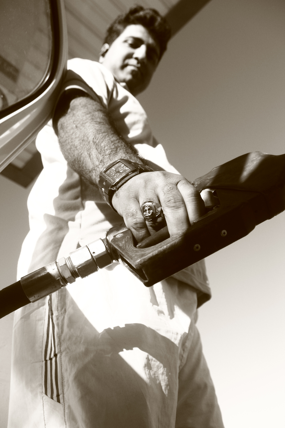 Photography by Alireza Shekouhian for DesignCrowd (Community Contests) | Design #10379710