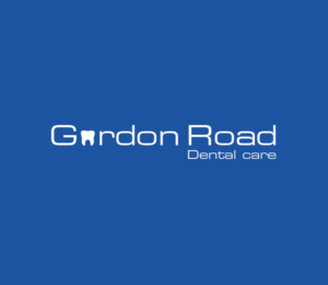 Diseño de Logo por creativea para Gordon Road Dental Care | Diseño #10335989
