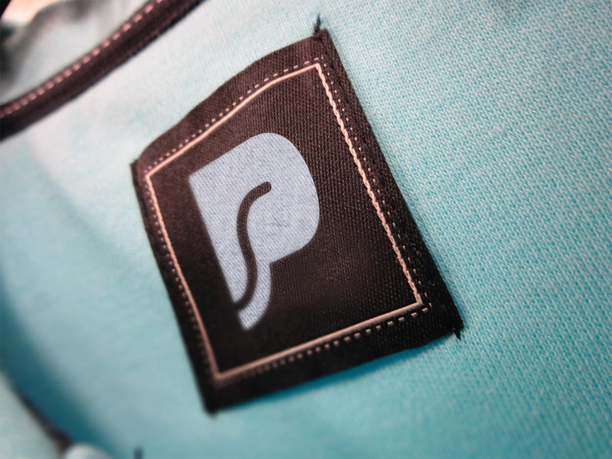 Logo Design by nvisiondesign.co.uk for PF Design and Print | Design #10438379