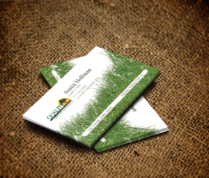 Hoffman Lawn Care. The best in the biz | Design de Carte de Visite par JK18