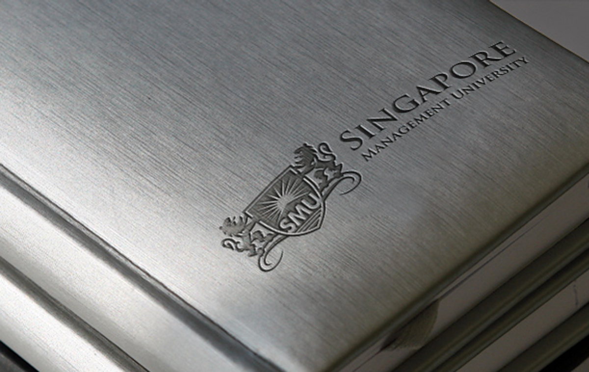 Logo Design by Crest Logo Designs for Singapore Management University  | Design #2232823
