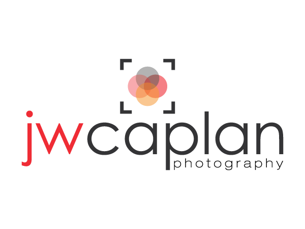 Logo-Design von Kenneth Ngo für JW Caplan Photography | Design #2229225