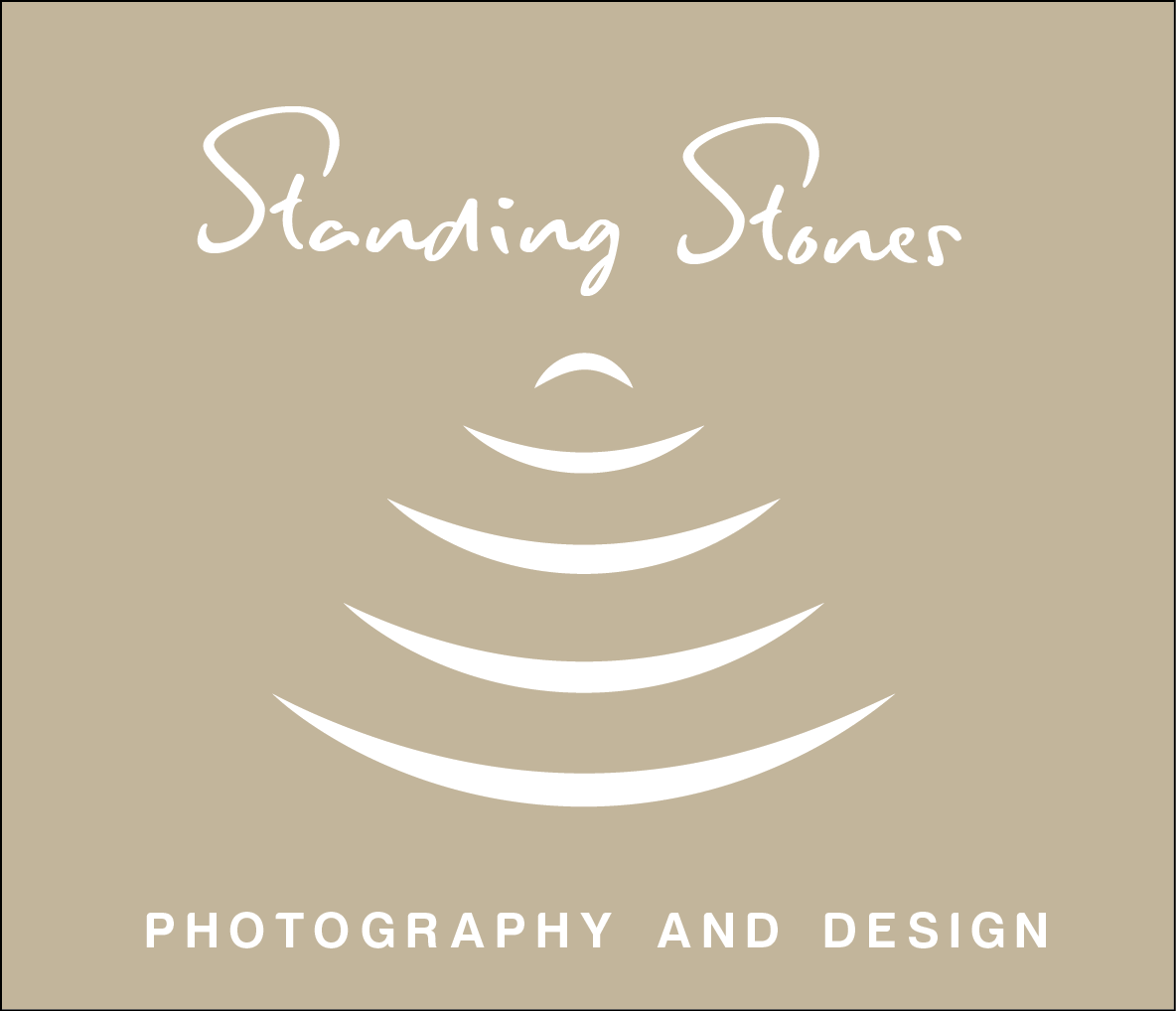 Diseño de Logo por TheDude para Standing Stones Photography & Design | Diseño #10791207