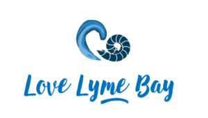 Diseño de Logo por Kiwi &amp; Lime Design para Love Lyme Bay | Diseño: #10784209