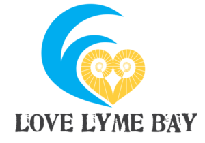 Diseño de Logo por highway_in para Love Lyme Bay | Diseño: #10779355