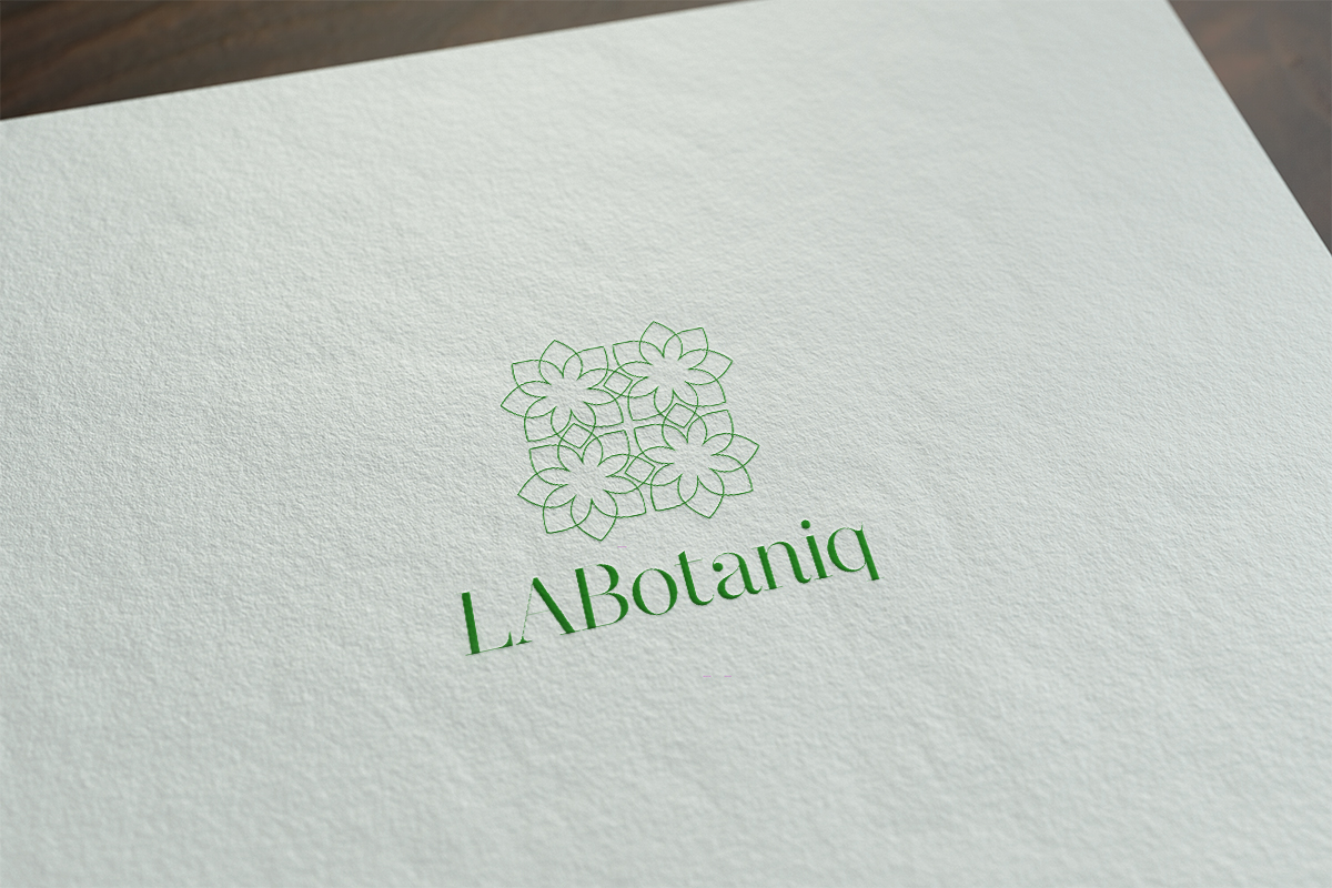 Design de Logo par Ellie Afonso pour Laboratorio Botaniq S.L | Design #11091056