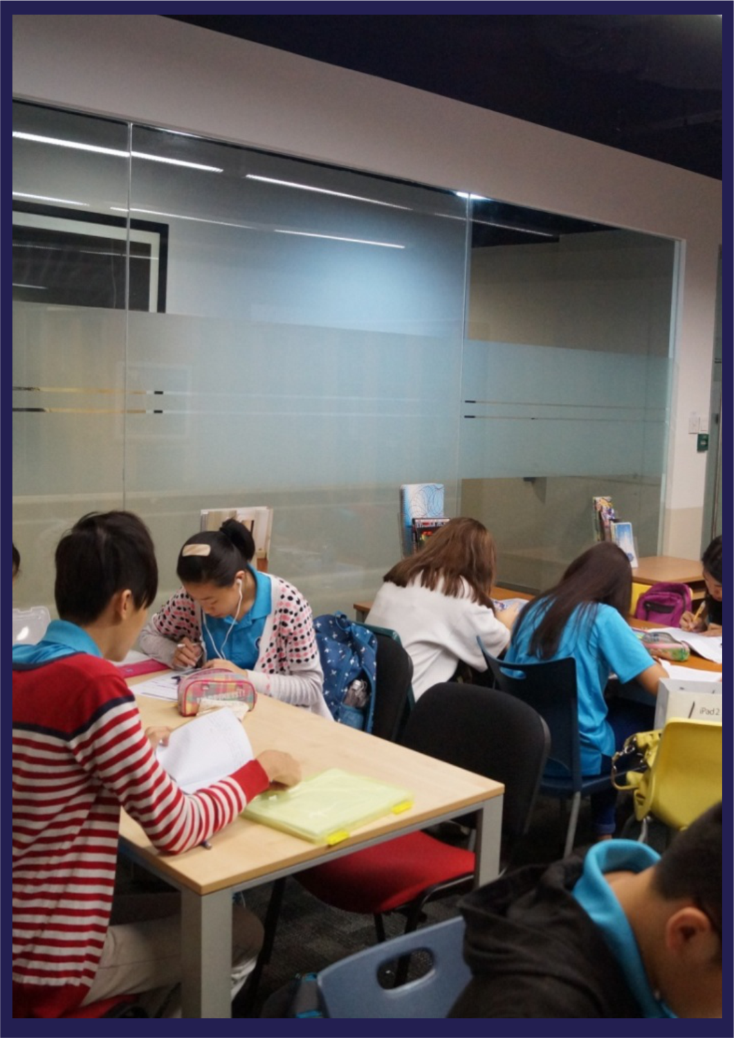 Diseño de Brochure por Yentl Andrews para Coleman College | Diseño #11219431