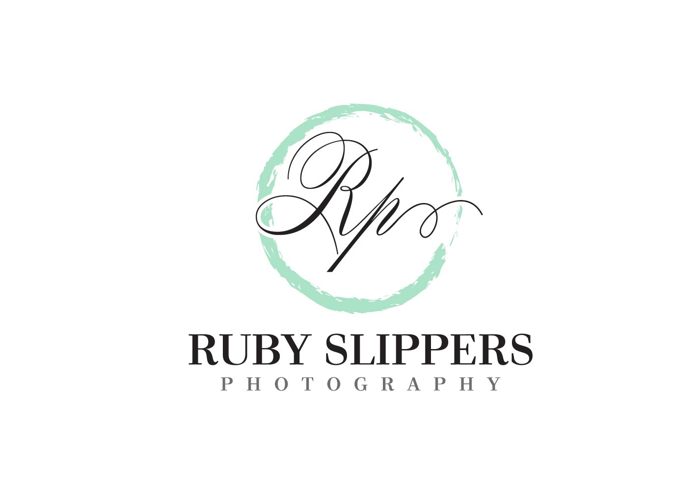 Design de Logo par creative.bugs pour Ruby Slippers Photography  | Design #11333315