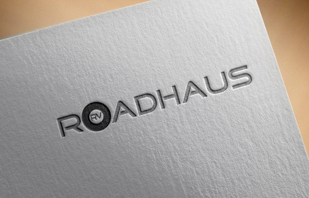 Diseño de Logo por R.Bello para Roadhaus RV | Diseño #11590951