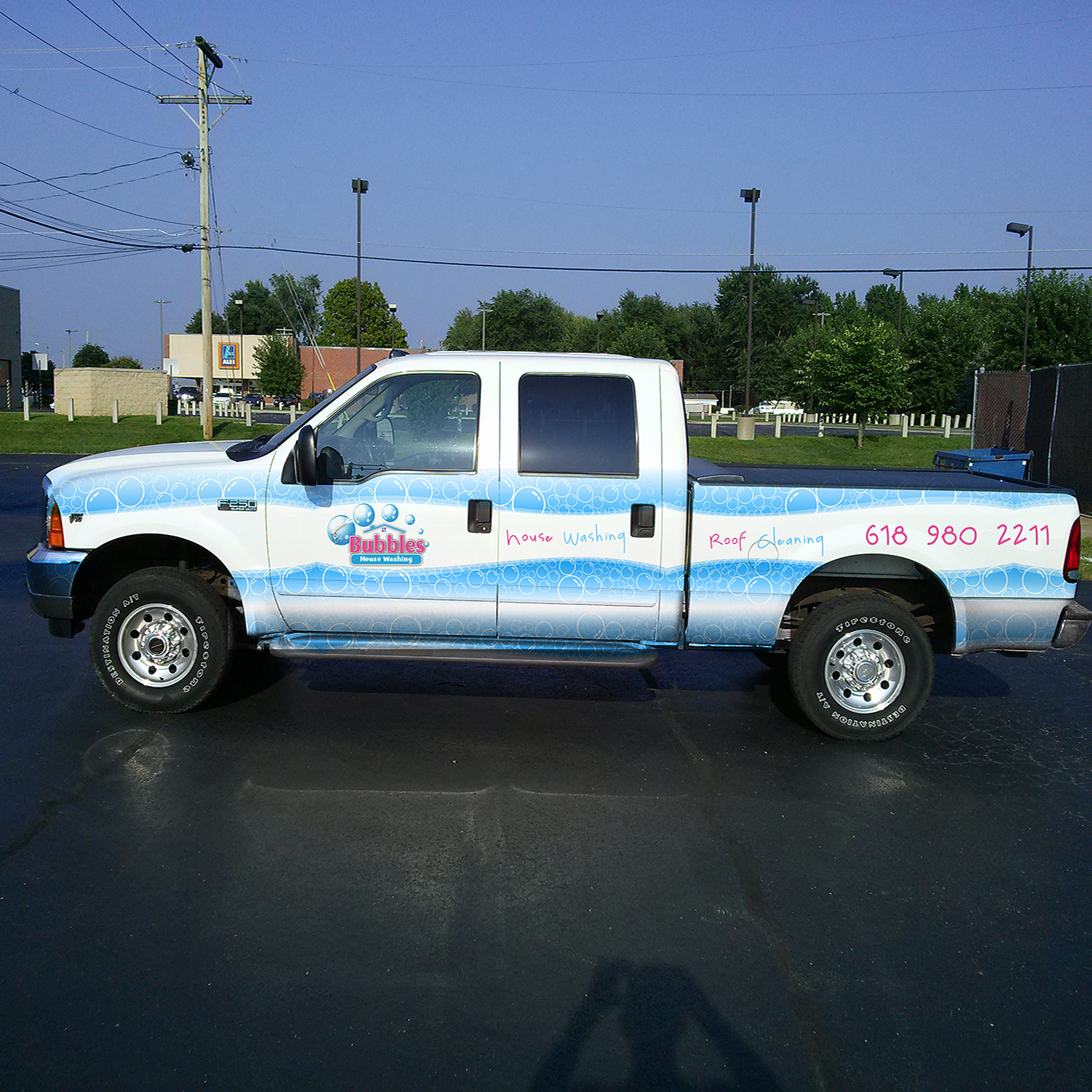 Signage Design by JB Entertainment for Bubbles House Washing | Design #11617470