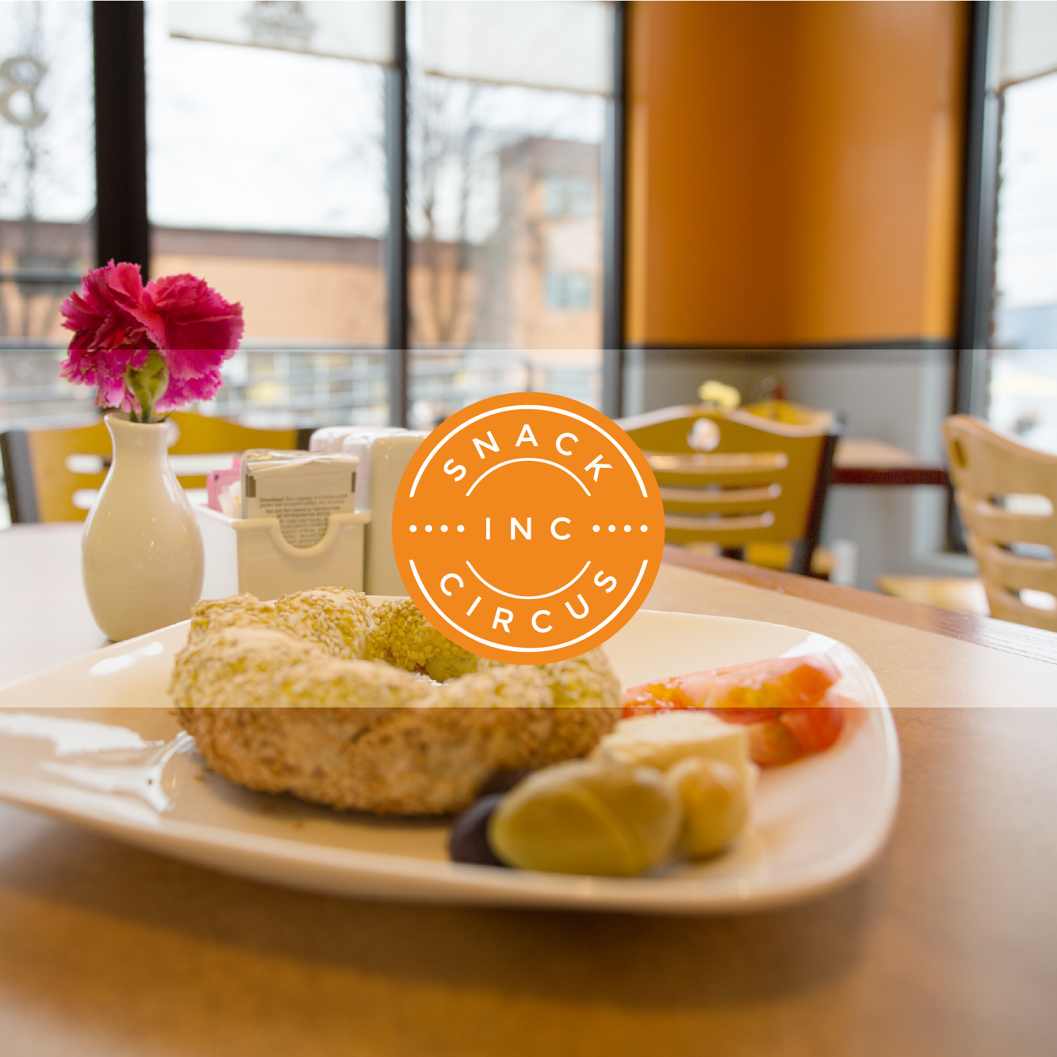 Diseño de Logo por Michale Designs para Snack Circus Inc.  | Diseño #12055653