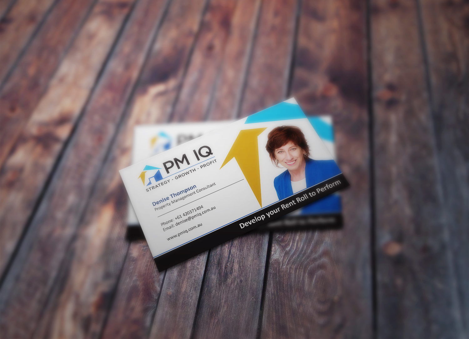 Business Card Design by Waqas Lakhani for PM IQ | Design #12050308