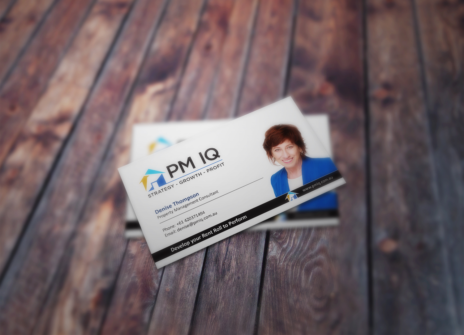 Business Card Design by Waqas Lakhani for PM IQ | Design #12050309