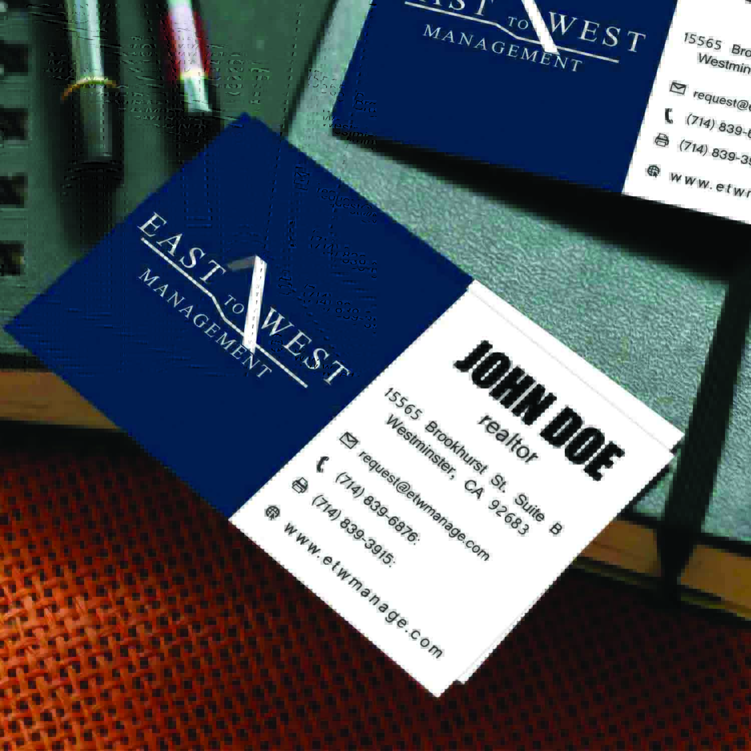 Design de Carte de Visite par gitaugriffith pour East to West Management, Inc. | Design #12107143