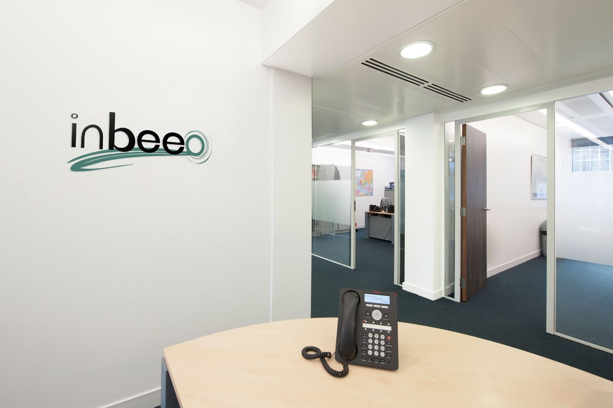 Logo Design by Axaviy Design for inbeeo | Design #12065783