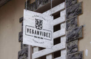Design de Logo par GLDesigns pour Vegan Vibez | Design : #12307528
