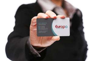 English and Spanish Language School Needs a Business Card | Design de Carte de Visite par logodentity