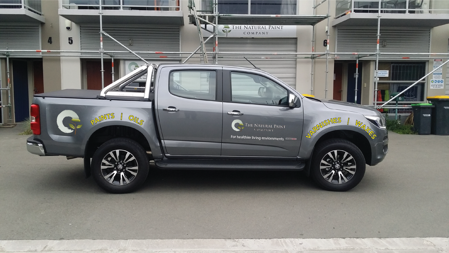 Design de Panneau par dotnot pour The Natural Paint Company | Design #12556615