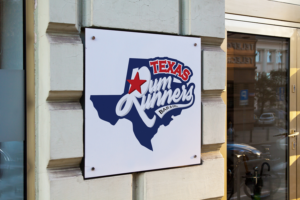 Diseño de Logo por Happy Fish Creations para ThinOps Services, LLC | Diseño: #12411333