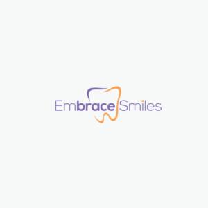 Diseño de Logo por Sujit Banerjee para Embrace Smiles | Diseño: #12544279