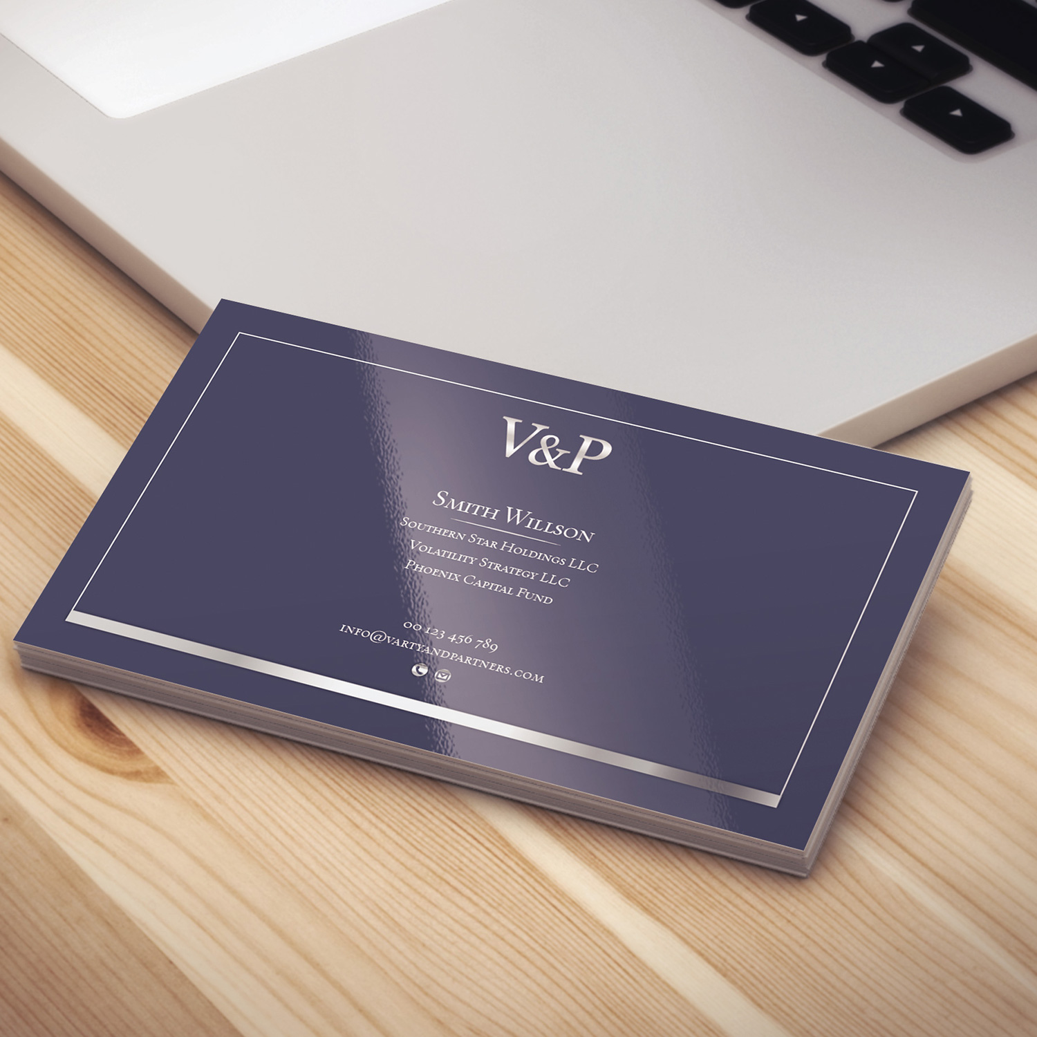 Design de Carte de Visite par betterwaydesigns pour Southern Star Holdings LLC | Design #12916314