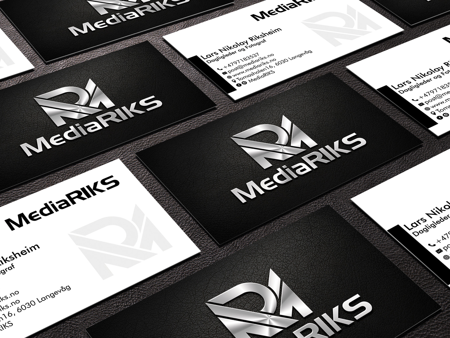 Business Card Design by VE9US for MediaRIKS | Design #13029910